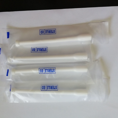 使い捨て可能な腟のアプリケーターの腟の挿入物の白く明確なピンク